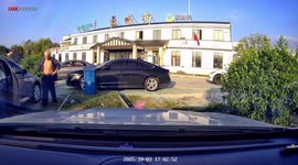Vehicle collides with parked car in parking lot accident in Hubei, China