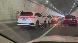 Multi-car collision in Erguang Expressway tunnel, Qingyuan, China