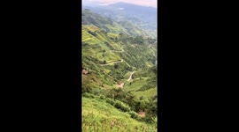 Dangerous rockfall captured in Ha Giang, Vietnam
