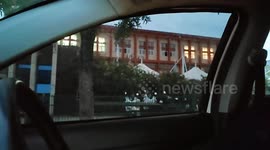 Car window rolls down in strange rotating motion in Shaanxi, China