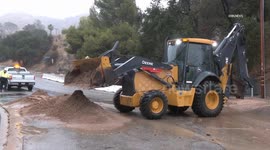 US, Los Angeles: Altadena Eaton Burn Area Mud and Debris Cleanup