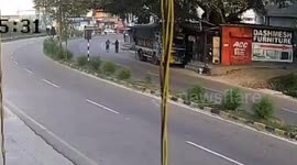 Himachal Roadways Bus Spins Out of Control on Highway, Crashes Near Shops — Passengers and Bystanders Escape Unhurt