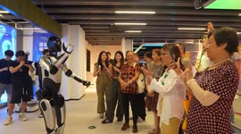 China: China opens first humanoid robot experience center