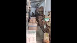 Papua earthquake collapses supermarket shelves