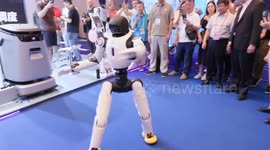 China: Canton Fair draws global buyers, sets participation records