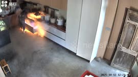Gas cooker explodes in kitchen as widower struggles to cook dinner