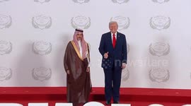 US President Trump welcomes world leaders at Gaza peace summit in Egypt (3)