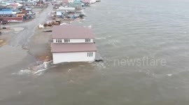 Typhoon Halong kills 1, displaces more than 1,500 in western Alaska