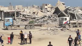 Limited humanitarian aid continues to enter Gaza following cease-fire (2)