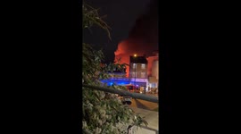 UK: Fire Breaks Out at Winter Sports Store in Forest Hill, London 2