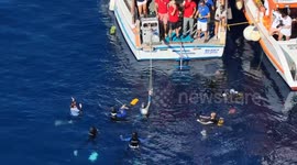 Türkiye: Turkish diver Sahika Ercumen breaks world record in dive devoted to Gaza (3)