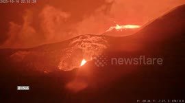 Hawaii's Kilauea volcano erupts again