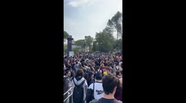 Crowds gather to block Vito Quiles’ planned talk at the UAB in Bellaterra, Spain