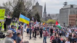 ‘No Kings’ pro-democracy protest draws crowds in Harrisburg, Pennsylvania