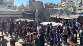 Crowds attend funeral for 9 Qassam members returned by Israel after ceasefire