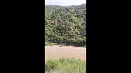 Dramatic river rescue using drone in Zhejiang, China