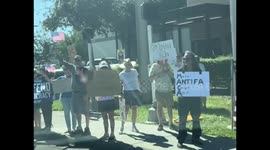 “No Kings” protests take place Florida, USA