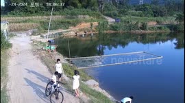 Two Civil Heroes Rescue Three Drowning Children