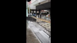 Unmanned electric tricycle causes roadside crash in Henan, China