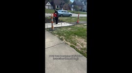 Doordasher walks into wet cement—TikToker captures viral delivery blunder with over 1M views