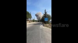 Lebanon: Violent Israeli airstrikes on the Jarmaq, Mahmoudiya area
