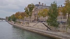Thieves execute daring daylight jewel heist at the Louvre Museum in Paris, France