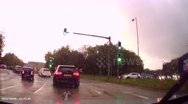 DASHCAM - White Van Driver tries to cut across from right-hand lane on roundabout, across three lanes, to left hand lane, nearly causing crash!
