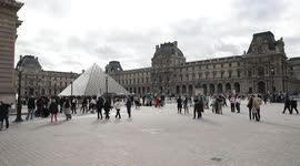 France: Louvre Museum reopens after $102M jewel heist, with investigation underway (2)