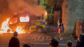 Violent anti-immigration protest erupts in Dublin, at least 6 arrested (2)