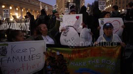 Anti-ICE protesters take over Manhattan streets