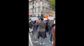 UK: Thousands Protest Digital ID Plan Over Privacy Concerns in London 4