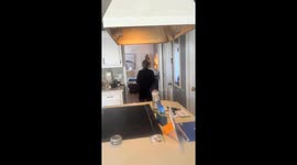 Mom hilariously scolds about early Christmas tree setup in Calabash, North Carolina, USA