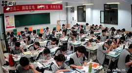 Glass bottle unexpectedly explodes in classroom in Shanxi, China