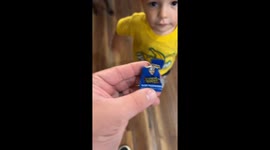 US Toddler tries Warhead for the first time, makes hilariously sour face in viral video