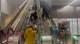 UK: Passengers evacuated from metro station in London amid fire warning