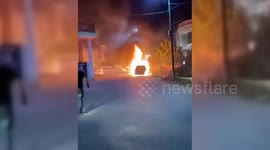 Israeli Settlers Torch Palestinian Vehicles in Deir Dibwan Near Ramallah