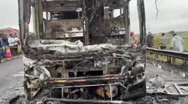 Bengaluru-Bound Luxury Bus Catches Fire After Bike Collision in Andhra-Pradesh’s Kurnool; At Least 19 Dead