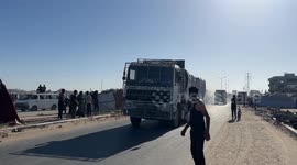 Limited humanitarian convoys continue entering Gaza under ceasefire agreement