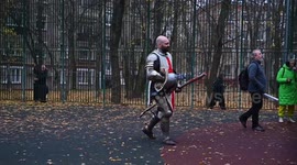 Medieval-style street fights draw crowds in Moscow