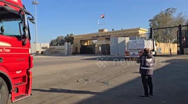 Egypt: Humanitarian aid trucks enter Gaza Strip through Karam Abu Salem crossing