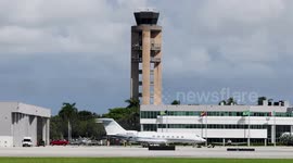 UNCAPTIONED: Over 8,000 Flights Delayed Across U.S. Amid Air Traffic Staff Shortages