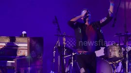 UNCAPTIONED: Sophie Turner reportedly dating Coldplay frontman Chris Martin