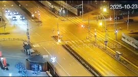 Police chase ends in crash in Yekaterinburg, Russia