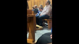 Mischievous moment caught during church service in Aguascalientes, Mexico