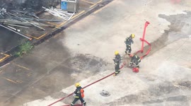 Fire breaks out in abandoned factory in Shenzhen, Guangdong, China
