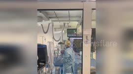 Surgical team works calmly through magnitude 6.5 earthquake in Martinique