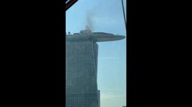 Singapore: Small Fire Breaks Out on Marina Bay Sands Rooftop