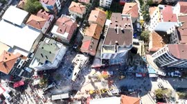 Türkiye: DRONE - Five feared trapped after seven-story building collapses in Türkiye