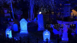 US: San Francisco homes adorned with Halloween decorations