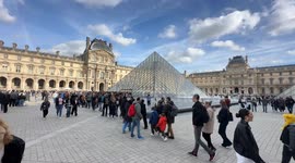 France arrests 5 more suspects over Louvre Museum burglary in Paris (2)